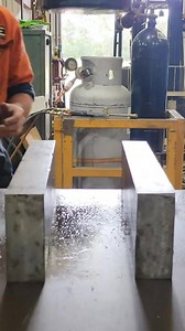 150‑tonne hydraulic press in action