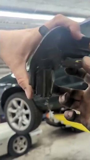 Check Your Jaguar X308 Subframe Bushings..