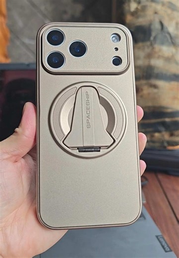 Spacecraft modeling invisible bracket #iphone17promax #phonecase #iphonecase #fyp #magnetic