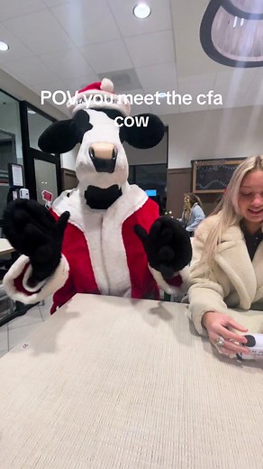 Chick-Fil-A Commercial Cows: Eat More Chicken vs. Eat More Cows