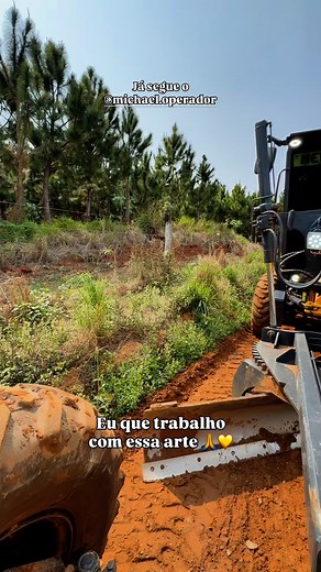 🎥 Review teste 🚜 Fala galera, aqui é o Michel Operador! 👷‍♂️ Essas artes com a motoniveladora são eu mesmo que faço, no braço e no talento. Vídeos assim muita página usa por aí sem dar os créditos, mas aqui você tá vendo direto da fonte! 😉 Se curtiu, já segue pra não perder os próximos conteúdos. #MichelOperador #Motoniveladora #Obras #OperadorDeMáquinas #Satisfatório | Michael Santos