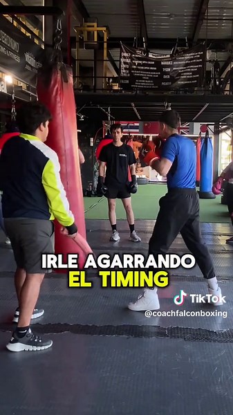 Ejercicio de Predicción en Boxeo: Mejora tu Timing y Precisión