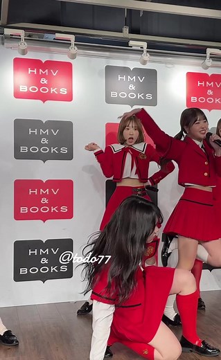 RealRomantic リリースイベント HMV Shibuya 一部 HINAチッケム②🌹🐥💛 踊り方大好き〜🌼 #RealRomantic #リアルロマンティック #リアロマ #リアロマ_BLOOMING #HINA #高橋妃那 #日プ女子 @髙橋妃那 ྀི @RealRomantic