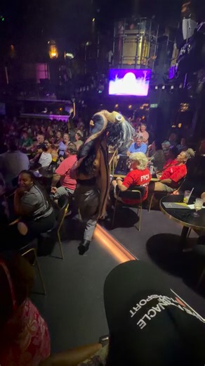 Shout out to the Drag Queens | Mr Whaatwaa