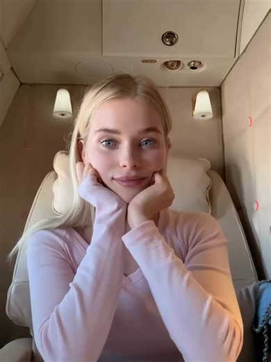 Thank you Emirates for inviting me to the inaugural Hello Kitty flight! #emirates