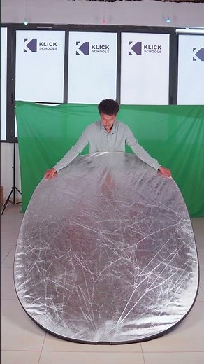How to fold a reflector #klickschools #photography