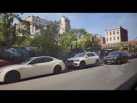 Grand Avenue: 2018 New Flyer XDE40 #9502 on the B62 bus ride from Downtown Brooklyn to Astoria