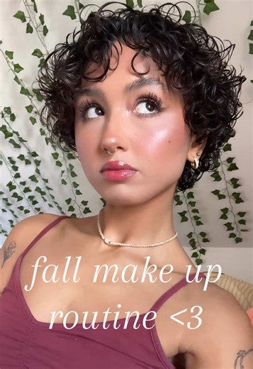 Fall Makeup Routine: Achieve a Stunning Autumn Look