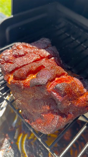 Glistening pork shoulder smoked low and slow #Traeger #PulledPork #Woodridge #Food #Pork #BBQ