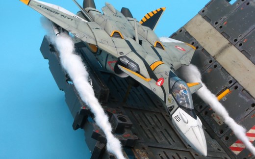 VF-11（ Thunderbolt ）（雷电式）