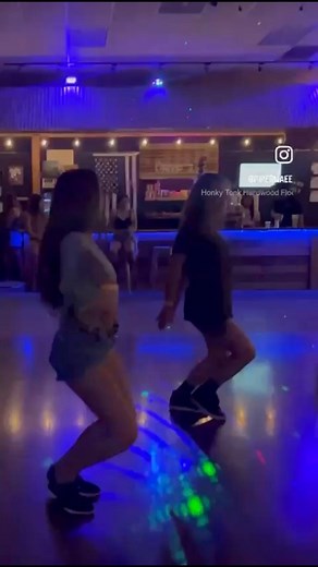 🤩🤩 #countrydancing #linedance #dance #dancefam #dancehub #country #lifts #swingdancing #countrygirl #fyp #viral #reel #trending | Heart of Country Swing