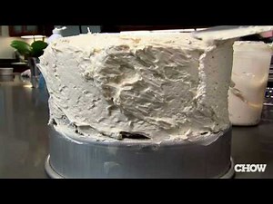 How to Frost a cake easily in two steps