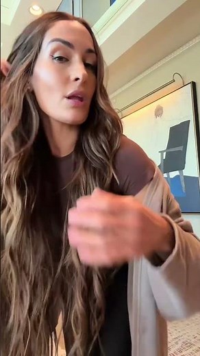 NIKKI BELLA & BRIE BELLA DANCING