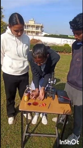 Flower reproductive part dissection practical #botanypractical#botany #biologicofficial #ytshorts