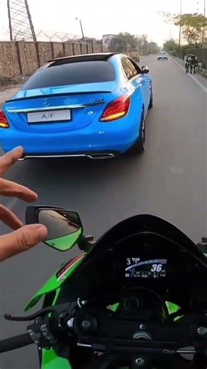 😱part 2 kar ka handle Nikal Gaya Hai bhai help mang rahe hain video #Zx10r #video #shorts