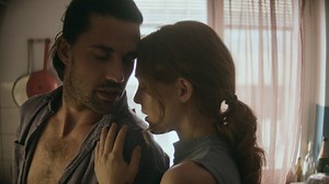 99 Moons Review: പ്രണയവും ലൈംഗികതയും തമ്മിലെ വടംവലി; 99 മൂൺസ് റിവ്യൂ