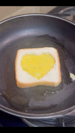 Quick and easy breakfast for kids just 5 mins #easyrecipe #kidsbreakfast #breakfast #quickbreakfast