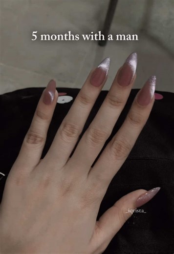 Handmade Press-On Nails from Pakistan