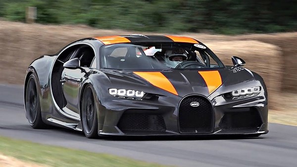 Bugatti Chiron Super Sport 300+ – Flat-Out at Goodwood