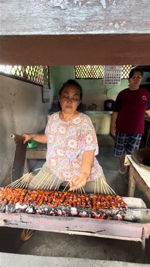 Kuliner Non Halal ! Sate Babi Endul Mantul #food #viralvideo #cooking #eating #shorts #pork #foodie