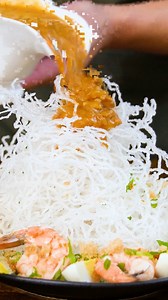 545K views · 8.3K reactions | Sinubukan ko itong recipe gamit ang sotanghon #panlasangpinoy #foodie #filipinofood | Panlasang Pinoy | Facebook