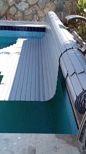 Poolcotec Inc. | Pool Cover Technology on Instagram: "Automatic Slatted Pool Covers Fits perfectly. Looks great. Customized production, made-to-measure for greater convenience and safety Poolcotec slatted covers save energy and costs, conserve the environment and ensure crystal-clear water. @poolcotec #poolcotec #swimmingpool #pool #cover #poolcover #aesthetic #water #saving #safety #luxury #notrack #landscape #design #newyork #miami #losangeles #florida #usa #easy #hygiene #winter #summer #idea