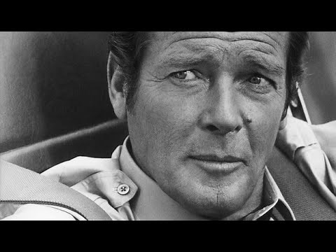 Roger Moore - James Bond 007 - 1980s Michael Parkinson Interview (800K View Special)