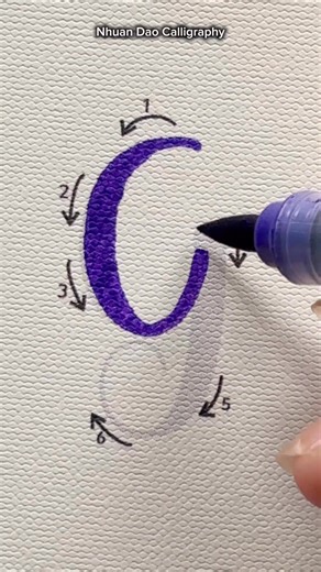 How to Write Letter G— Easy Tutorial for Beginners #nhuandaocalligraphy #brushlettering | Nhuan Dao Calligraphy