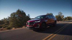 2022 Chevrolet Traverse RS Driving Video