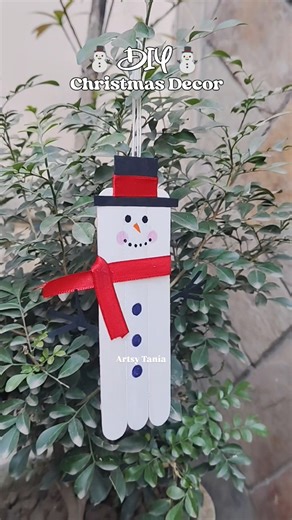 Diy Christmas decor 🎄 #diy #shorts #craft #youtubeshorts #christmas #trending #artshorts #snowman