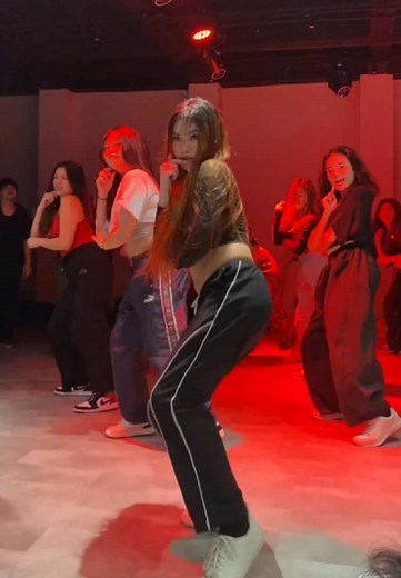 Dance Performance to Down On Me by Jeremih ft. 50 Cent