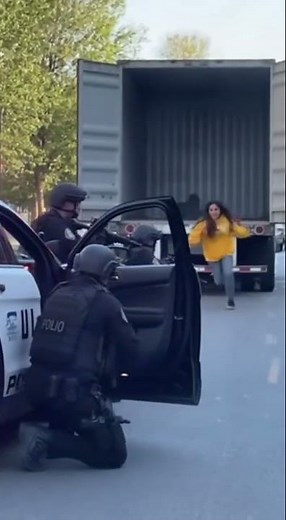 Lightning-Fast Raid to Free Hostage Trapped in a Cargo Truck