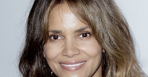 The Reason Halle Berry Doesn't Like Flaunting Relationships On Social Media