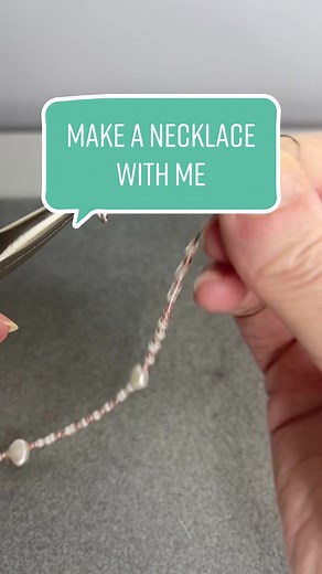 How to Make a Pearl Beaded Necklace Tutorial