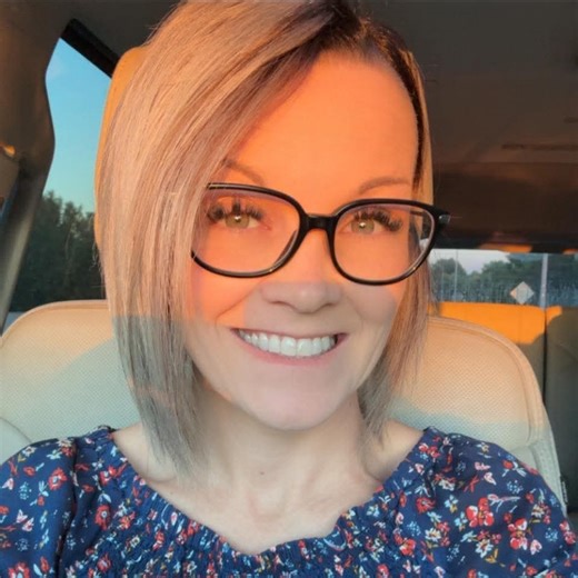 Anyone have trouble with their radio/electric problems on a 2010 SLT Acadia. Think it may be my amplifier but I’m not sure.  ￼I have no sound inside besides popping speaker sounds | Tiffany Chandler | Facebook