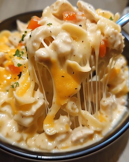 45K views · 299 reactions | Cheesy Chicken Noodle Casserole FULL RECIPE IN COMMENTS | Cheap Simple Recipes | Facebook