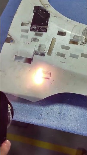 SFX 500W Pulse Laser Cleaning Machine White Paint Removal