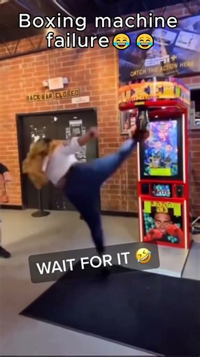 13 moments Boxing machine fails