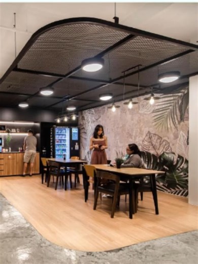 Your one stop business solution From Flexi/Fixed Desk, Private suite (Work Pod or Maker Pod) and Storage Space Competive rental with seamless hassle-free solution Fully furnished workplace with shared amenities Most suitable for new start up, small team, individual and temporary relocation Managed by established and professional community team 24/7 access, accessible locations and networking opportunities Beautiful condusive lounge area and pantry with free flow beverage Complimentary printing a