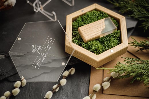 Personalized USB Box With Epoxy Resin Flash Drive, Wedding Oak Wooden Keepsake - Etsy
