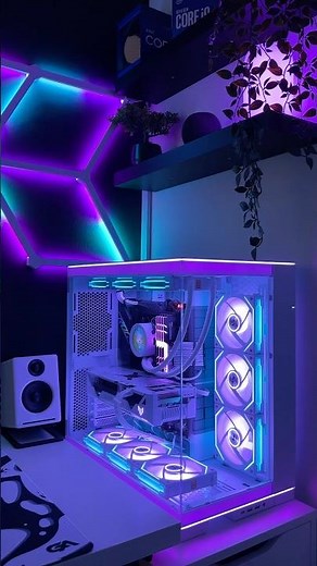 Stunning Lian Li O11D Evo RGB Revealed 🩵