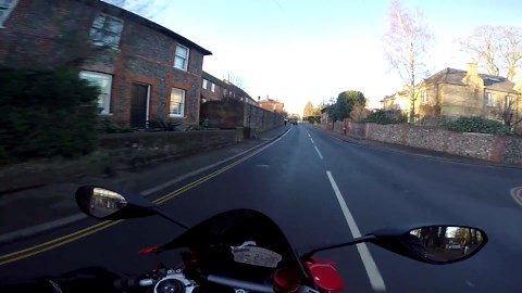 Panigale throttle spacer kit - First test ride