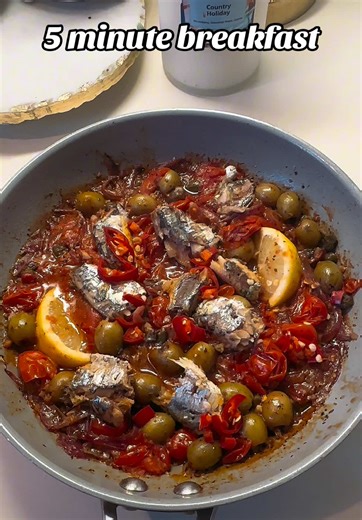 5 ደቂቃ የሳርዲን ቁርስ#easy #breakfastideas #sardines #habeshatiktok #ethiopian_tik_tok🇪🇹🇪🇹🇪🇹🇪🇹