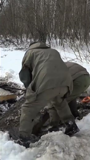 Lost WW2 Relics Found After 80 Years Hidden in the Swamp!