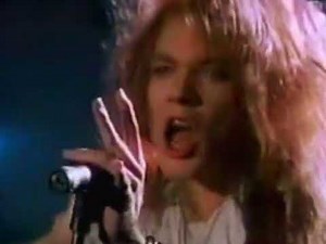 Guns N' Roses | Welcome to the Jungle | Official Music Video | 1987