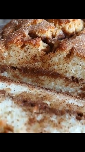 Keto Cinnamon Bread. WARNING IT WILL BE GONE IN 15MIN No kneading, you just mix it up and bake it.🥰 love this quick & easy recipe. Please verbally express something to keep getting my recipes.... Thank you..😘👇 | Keto & Low Carb Challenges