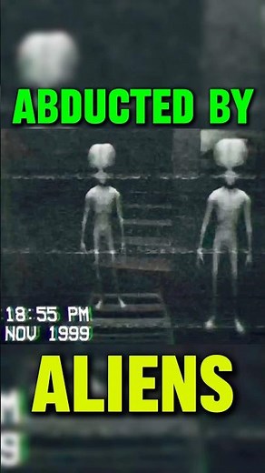 VHS horror where every playthrough reveals new terror 📼 Stay with Me! Alien Abduction Story #horror