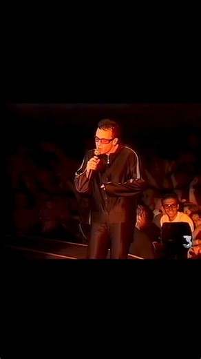 U2 - Stand by me/ All I Want Is You (live in 1998) | U2 Wolves Brasil