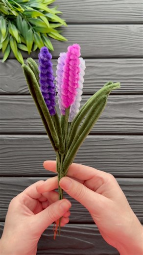 EASY Craft! How to Make Easy Lavender flower from Chenille Wire DIY Pipe Cleaner Crafts #easycrafts #diy #tutorial #foruyou #craft | DIY Studio Tutorials