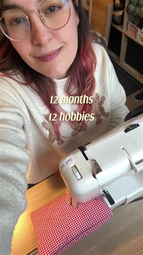 I love trying new hobbies every month 🎨🎀 What’s your favorite one? #2025recap #analog #hobbies #cozyhobbies #crafts